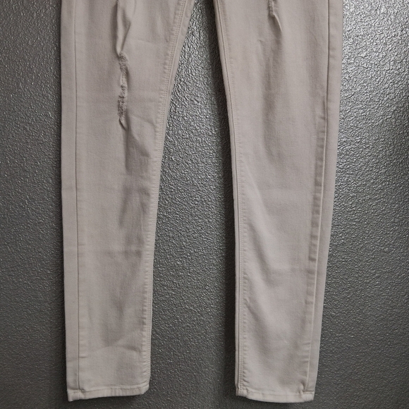 NWOT Just Black White Distressed Ankle Skinny Jean Size 29 - Picture 3 of 9
